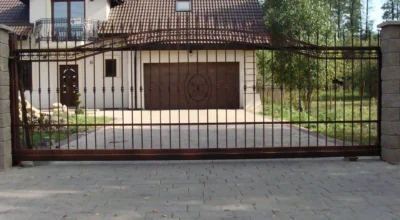 brama wjazdowa przesuwna D013