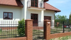 brama wjazdowa przesuwna z ogrodzeniem D04
